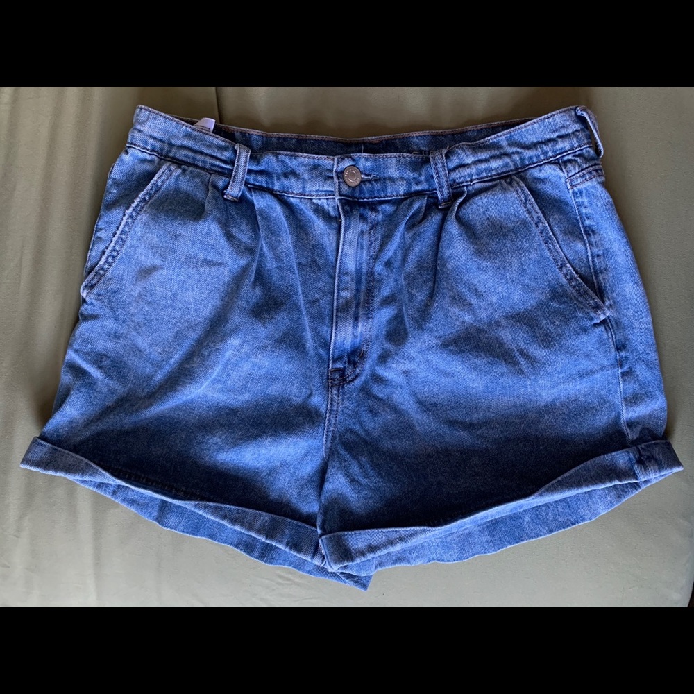 American Eagle Denim Mom Shorts